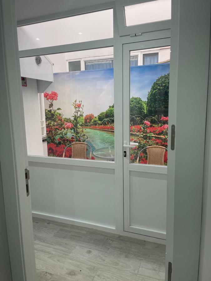 Viana Rooms Cordoba Exterior photo